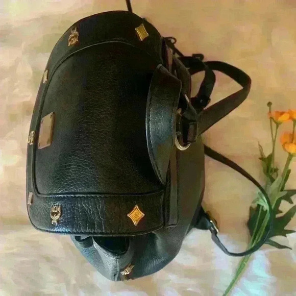 ? MCM Backpack ? heart ? main image 4